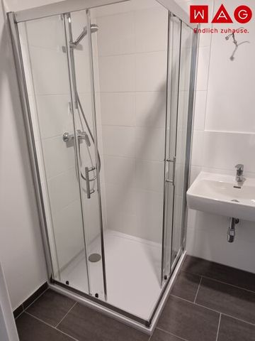 Heimelige 2-Zimmer-Wohnung mit Balkon im 1. Stock, mit Küche! - Foto 4