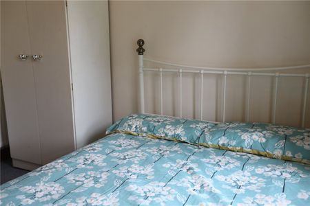 Penchwintan Road (8 Bed Main), Bangor... - Photo 4