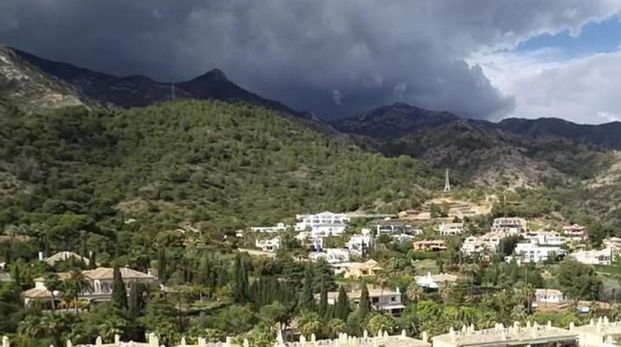 Luxury Flat for rent in Marbella, Andalusia - Photo 1