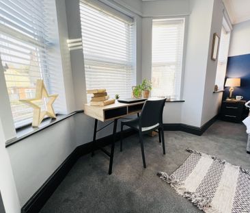 BEDROOM 1 – WOLSEY SUIT – LARGE ENSUITE DOUBLE - Photo 6