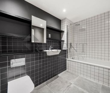3 bedroom apartment to rent - Photo 6