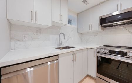 For Lease - 3980 Midhurst Lane, Mississauga, Ontario - Photo 5