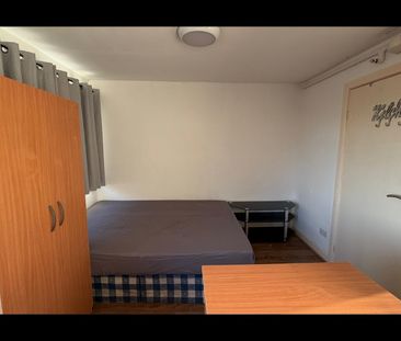 1 Bed Flat, Windmill Road, N18 - Photo 5