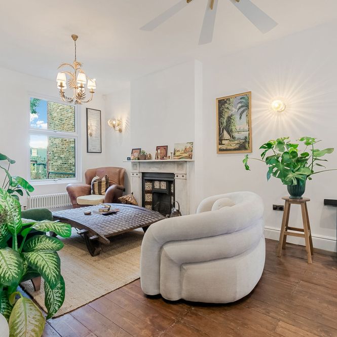 Thornlaw Road, SE27, London - Photo 1