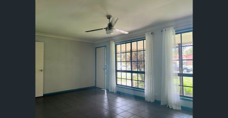 Neat low-set brick home for rent - Photo 5