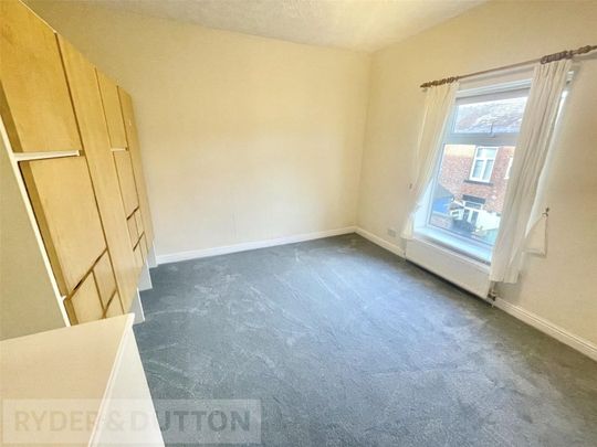 Denbigh Street, Mossley, Ashton-under-lyne, Lancashire, OL5 - Photo 1