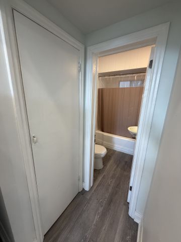 For Lease - 21 Gordon Street Unit# Unit 7, Guelph, Ontario - Photo 4