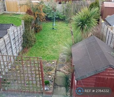 2 bedroom semi-detached house to rent - Photo 5