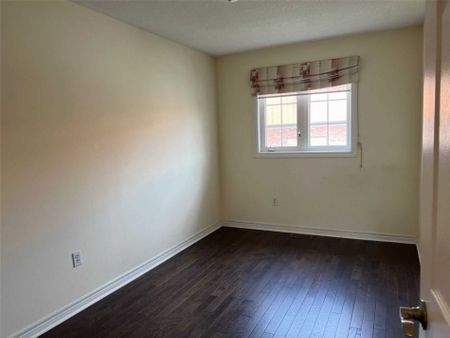 For Lease - 119 Amulet Crescent, Richmond Hill, Ontario - Photo 4