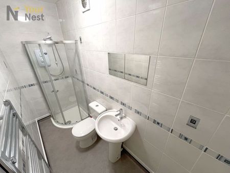 Room 1, Westfield Road, Hyde Park, Leeds, LS3 1DF - Photo 5