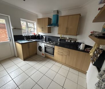 Swansea Road, Northampton - Photo 3