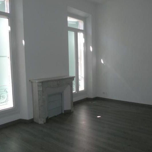 Location Appartement 2 pièces 51m² BRIGNOLES 83170 - Photo 1