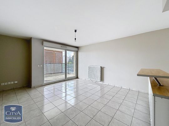 Location Appartement 3 pièces 63m² VILLEURBANNE 69100 - Photo 1
