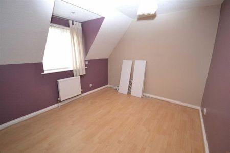 2 bedroom semi-detached house to rent - Photo 2