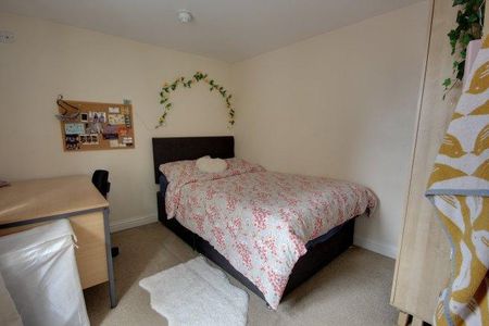 6 bedroom house share to rent - Photo 3