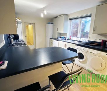8 bedroom house share to rent - Photo 4