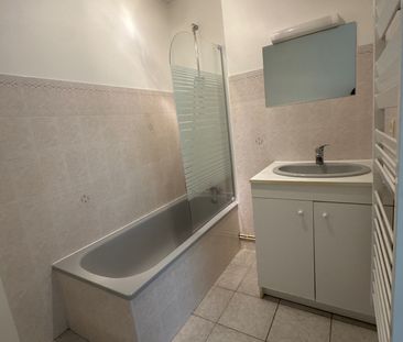 Location Appartement 2 pièces 48m² LE PEAGE DE ROUSSILLON 38550 - Photo 6