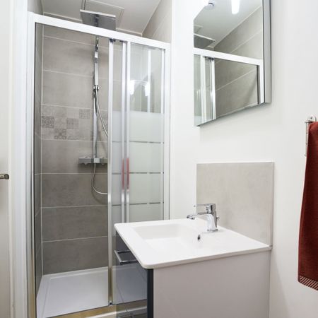 Jules ferry Roommate 10 Bedrooms at Amiens - Photo 4