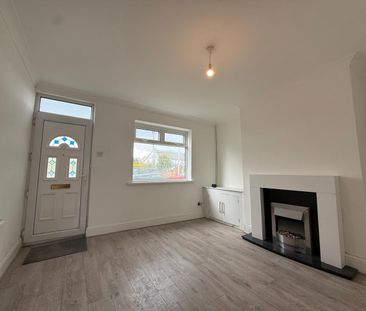 2 Bed Terraced House, Manchester Road, M27 - Photo 3