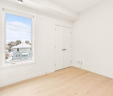 For Lease - 79 Marquette Avenue Unit# 6, Vanier and Kingsview Park,... - Photo 1