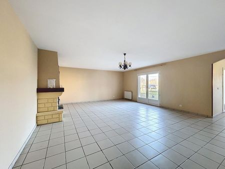 Location Appartement 160m² LANDIRAS 33720 - Photo 2