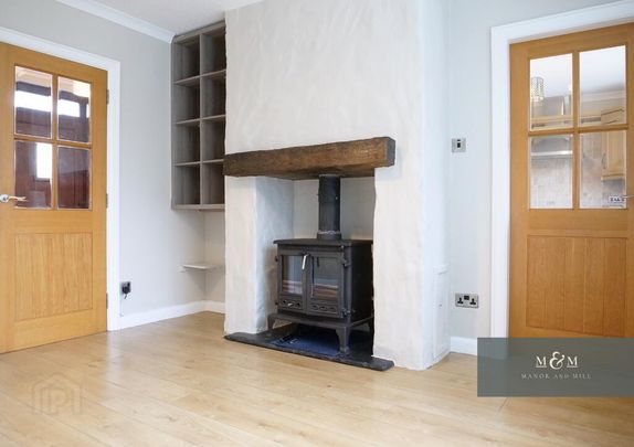 19 Main Street, Hamiltonsbawn, BT60 1LP - Photo 1