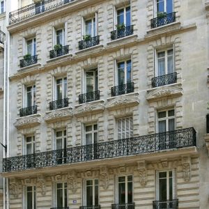 location Appartement T4 DE 121.5m² À PARIS - Photo 2