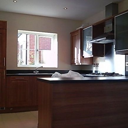 FOUR BEDROOM-2 BATHROOMS-NEWLY REFURB-10 MINS FROM CITY-£80 P/W/P/P - Photo 1