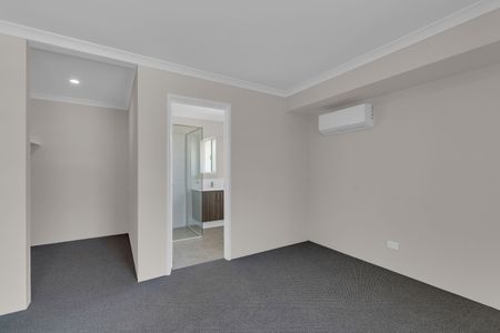 Four Bedroom Home in Golden Bay - Photo 3