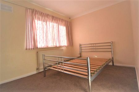 Bader Gardens, Slough, Berkshire,SL1 - Photo 5