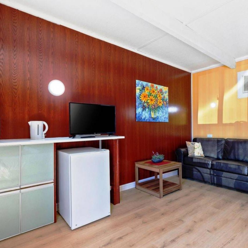 ALBION MOTEL - FINLEY, Motel Room with Private Bathroom - Photo 1