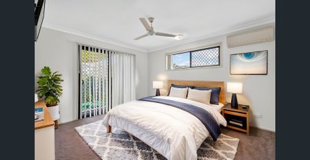 Multi-Living with A/C Walk to Bus, Train & Schools - Photo 3