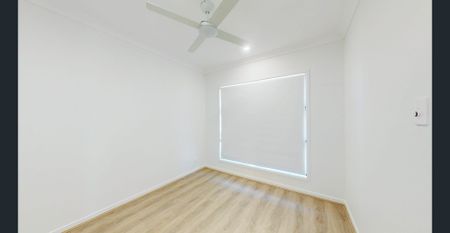 Brand New Modern Family Home with Spacious Yard in Greenbank - Photo 2