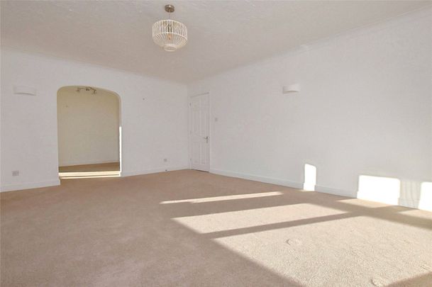 Foxholes Hill, Exmouth, Devon, EX8 - Photo 1