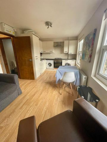 Blackstock Road, London - Photo 3