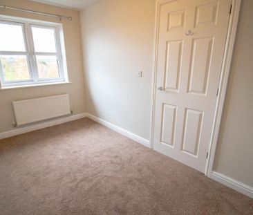 2 bedroom semi-detached house to rent - Photo 4