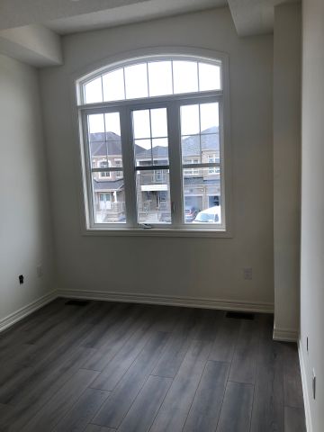 For Lease - 11 Mountain Heights Place, Hamilton, Ontario - Photo 2