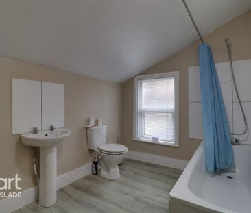 2 bedroom terraced house to rent - Photo 6