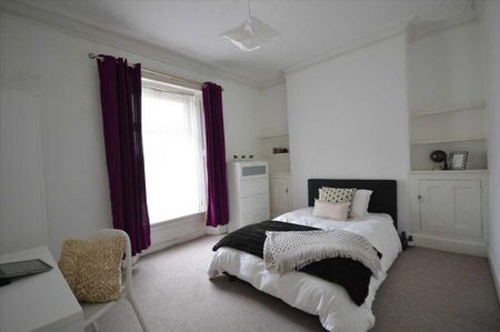 4 bedroom house share to rent - Photo 2