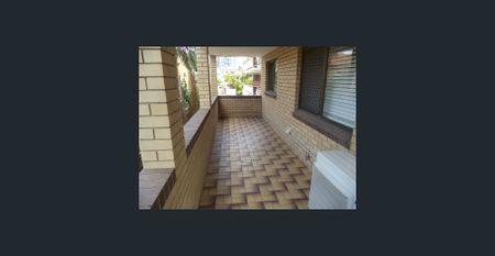 HAMILTON APARTMENT AIR-CONDITIONED - Photo 2