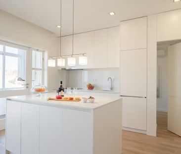 Rua de Nossa Senhora de Fátima, Porto, Braga 4050-459 - Photo 3