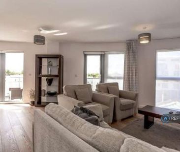 2 bedroom flat to rent - Photo 3