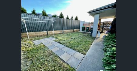 Apply Now - Century 21 | the Paramount Group *Granny Flat* - Photo 2