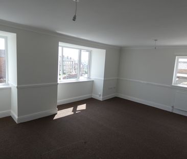 42 Warbreck Hill Road Flat C - Photo 3