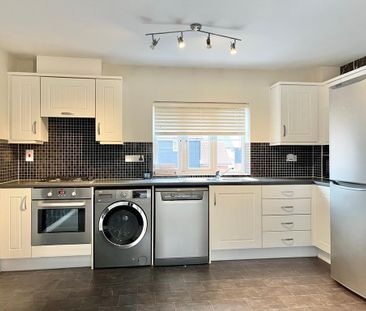 2 bedroom maisonette to rent - Photo 4
