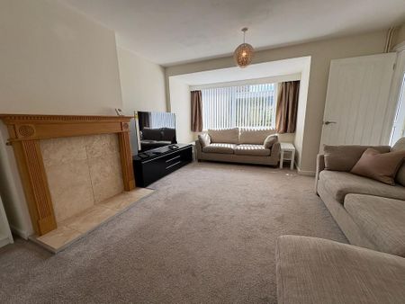 3 bedroom detached house to rent - Photo 4