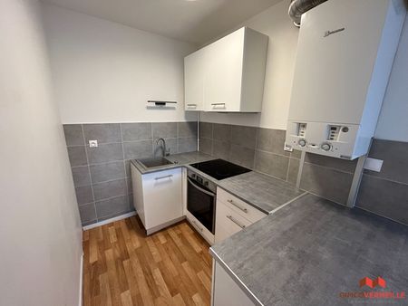Location Appartement 1 pièce 34m² - Photo 4