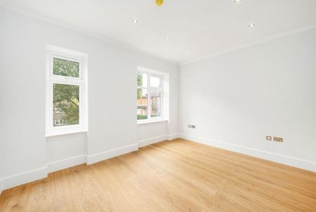3 bedroom flat to rent - Photo 2