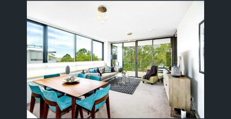 Light Filled Corner Positioned 2 Bedroom Putney Hill Apartment - Photo 5