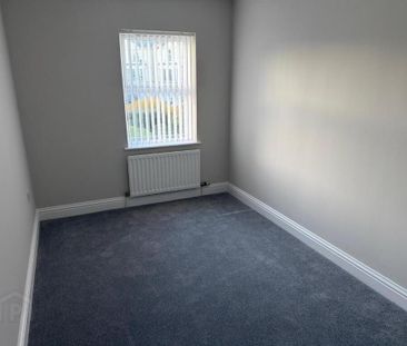 48 The Demesne, Carryduff, Belfast, BT8 8GU - Photo 2